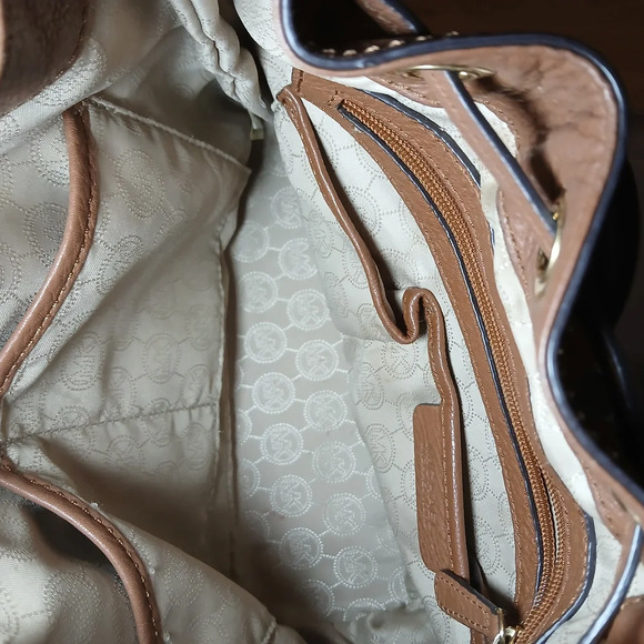 Michael Kors Tan Leather Fringe Shoulder Bag - Picture 4 of 7